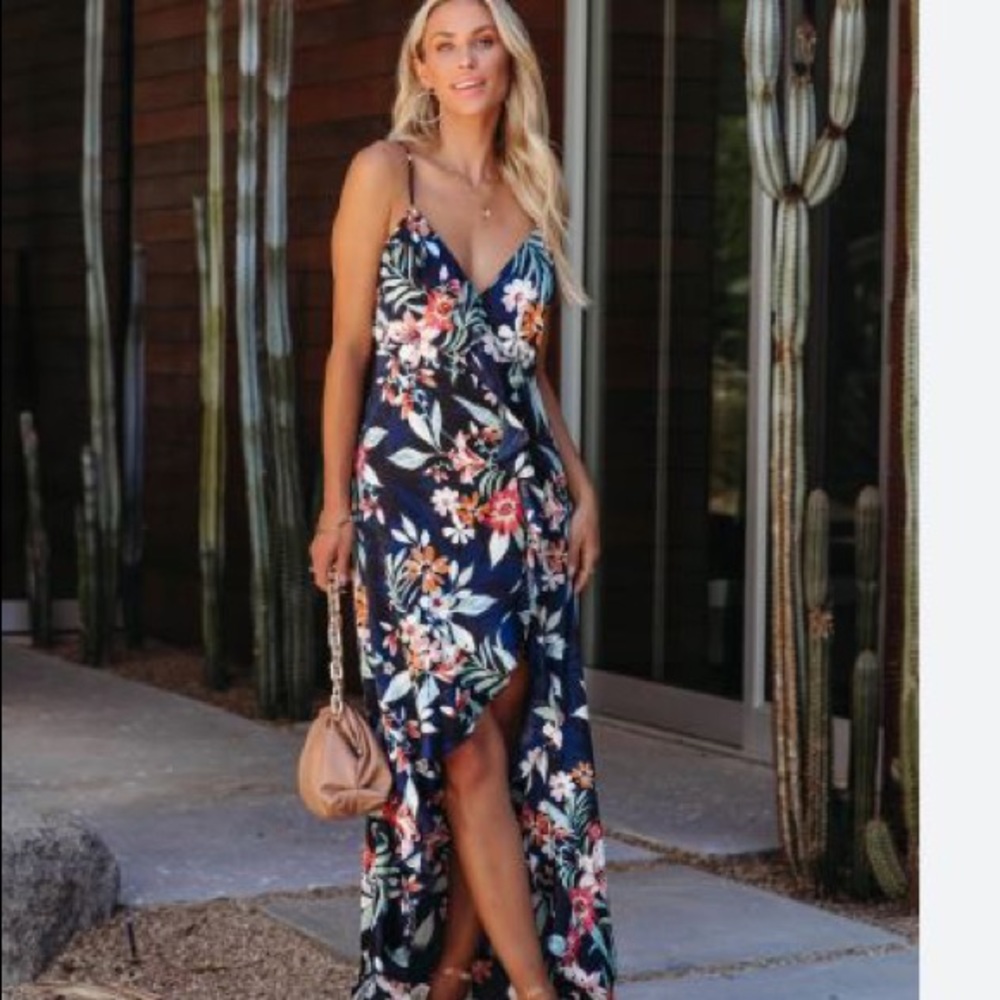 VICI Eleonora Satin Ruffle maxi dress